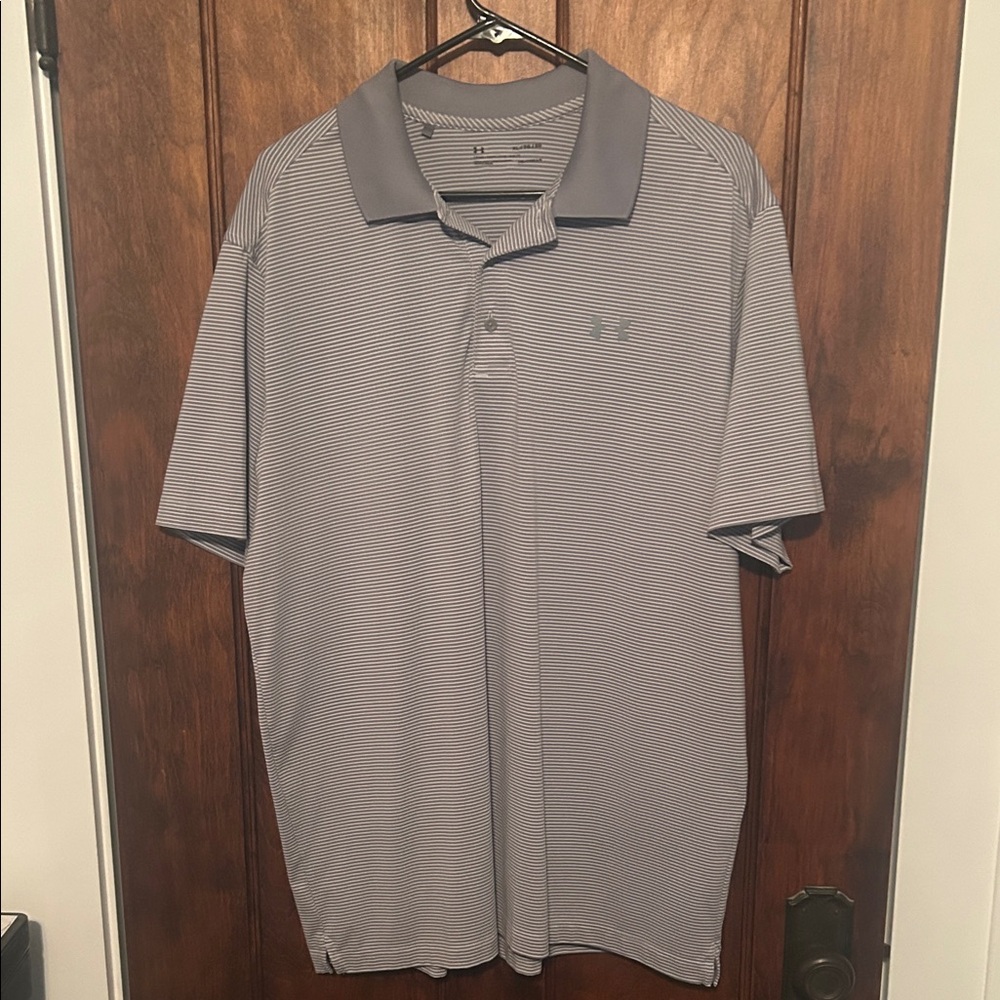 Under Armour Men's Polo in Subtle Gray Stripes